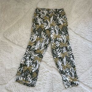 Old Navy Olive and White Leaf Print Pants
